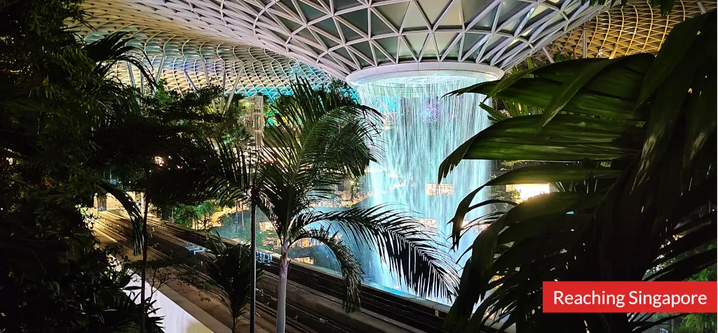 Photo of Jewel waterfall at night