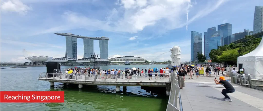 Photo of people taking photos at the Merlion