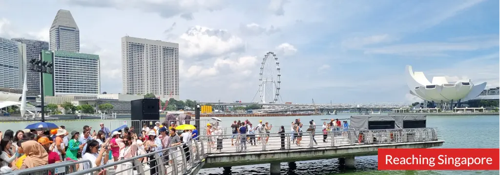 Photo of people taking photos at the Merlion